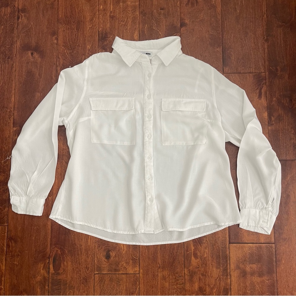 Fashion Nova Women’s Button Down Workwear Shirt Sz: Large